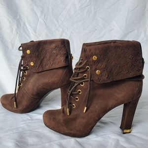 Louis Vuitton heels size 8.5 women's